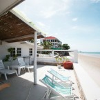 บ้านกางมุ้ง two bedrooms beach front